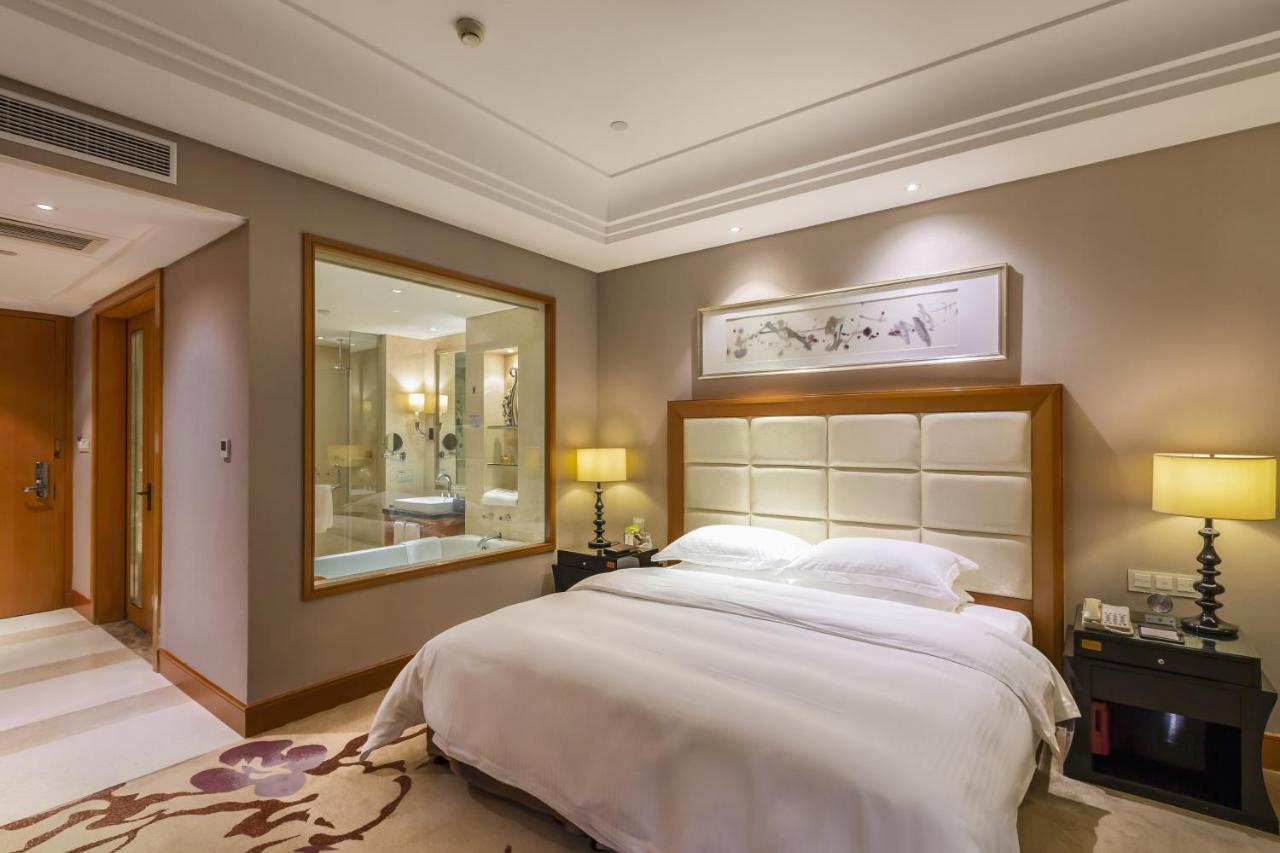 Wyndham Xinyang Downtown Ξενοδοχείο Εξωτερικό φωτογραφία