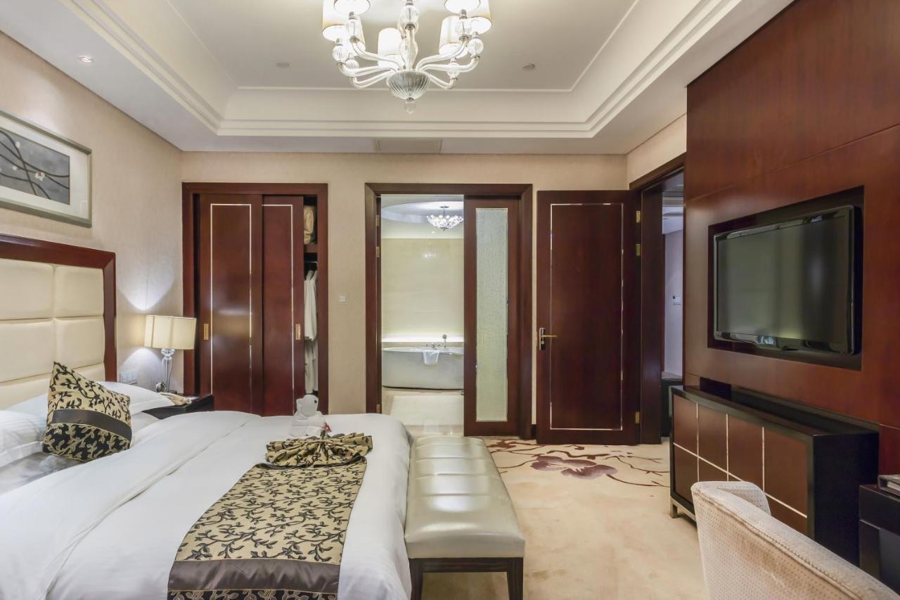 Wyndham Xinyang Downtown Ξενοδοχείο Εξωτερικό φωτογραφία