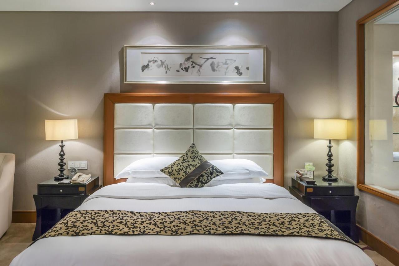 Wyndham Xinyang Downtown Ξενοδοχείο Εξωτερικό φωτογραφία