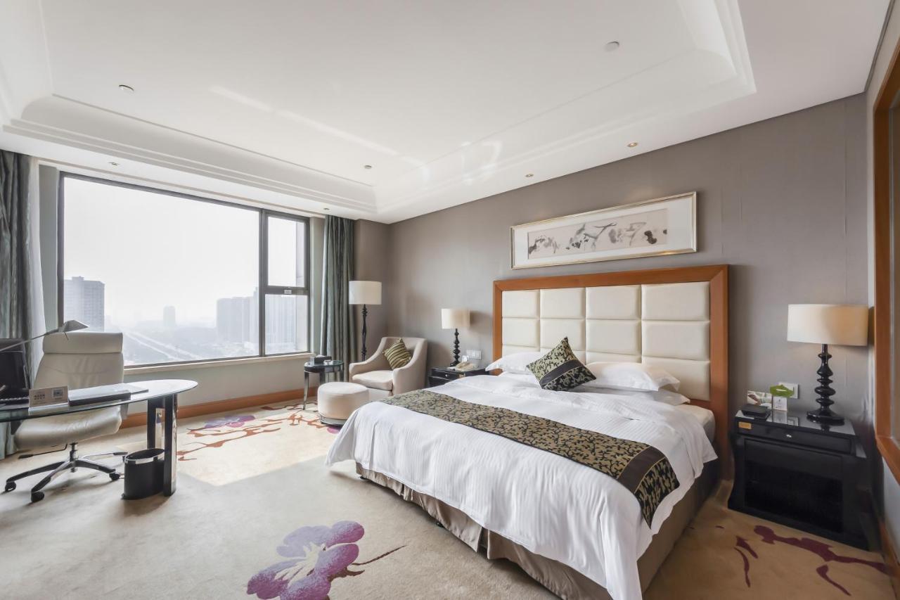 Wyndham Xinyang Downtown Ξενοδοχείο Εξωτερικό φωτογραφία
