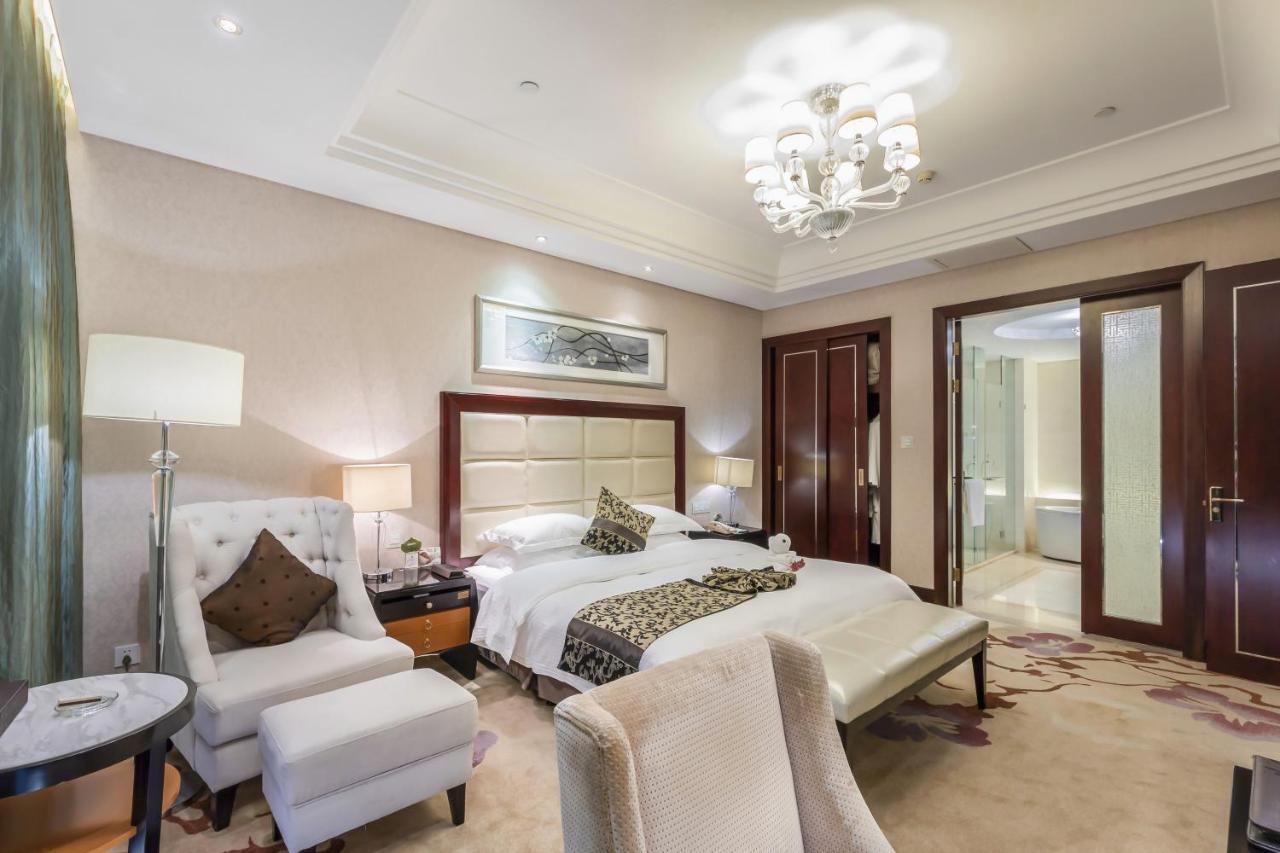 Wyndham Xinyang Downtown Ξενοδοχείο Εξωτερικό φωτογραφία
