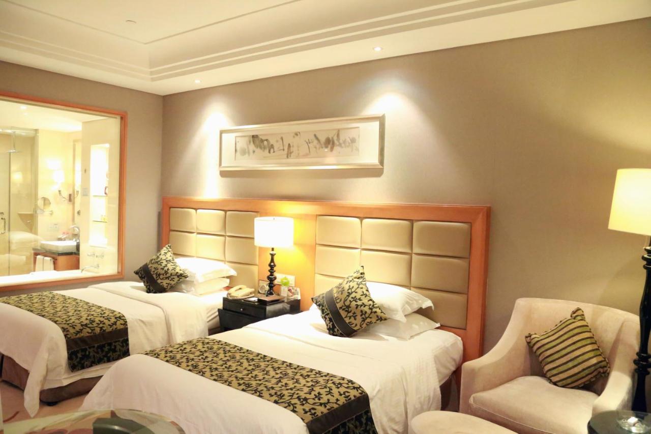 Wyndham Xinyang Downtown Ξενοδοχείο Εξωτερικό φωτογραφία